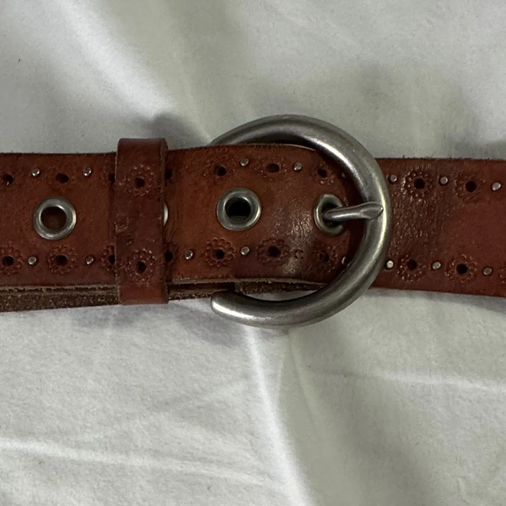 Y2K Brown Leather Belt with Silver Buckle - Picture 2 of 7